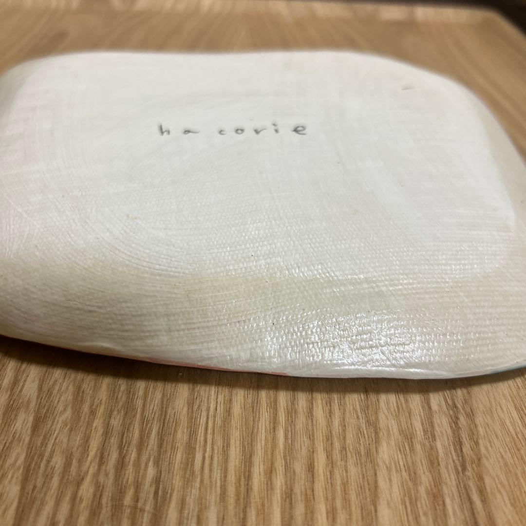 作家　陶芸作家　なんとなく四角皿　変形プレート　カラフルポップな台形皿　作家物