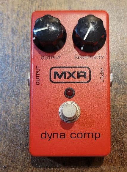 【美品】MXR Dyna Comp (コンプレッサー)ギター・ベースエフェクター