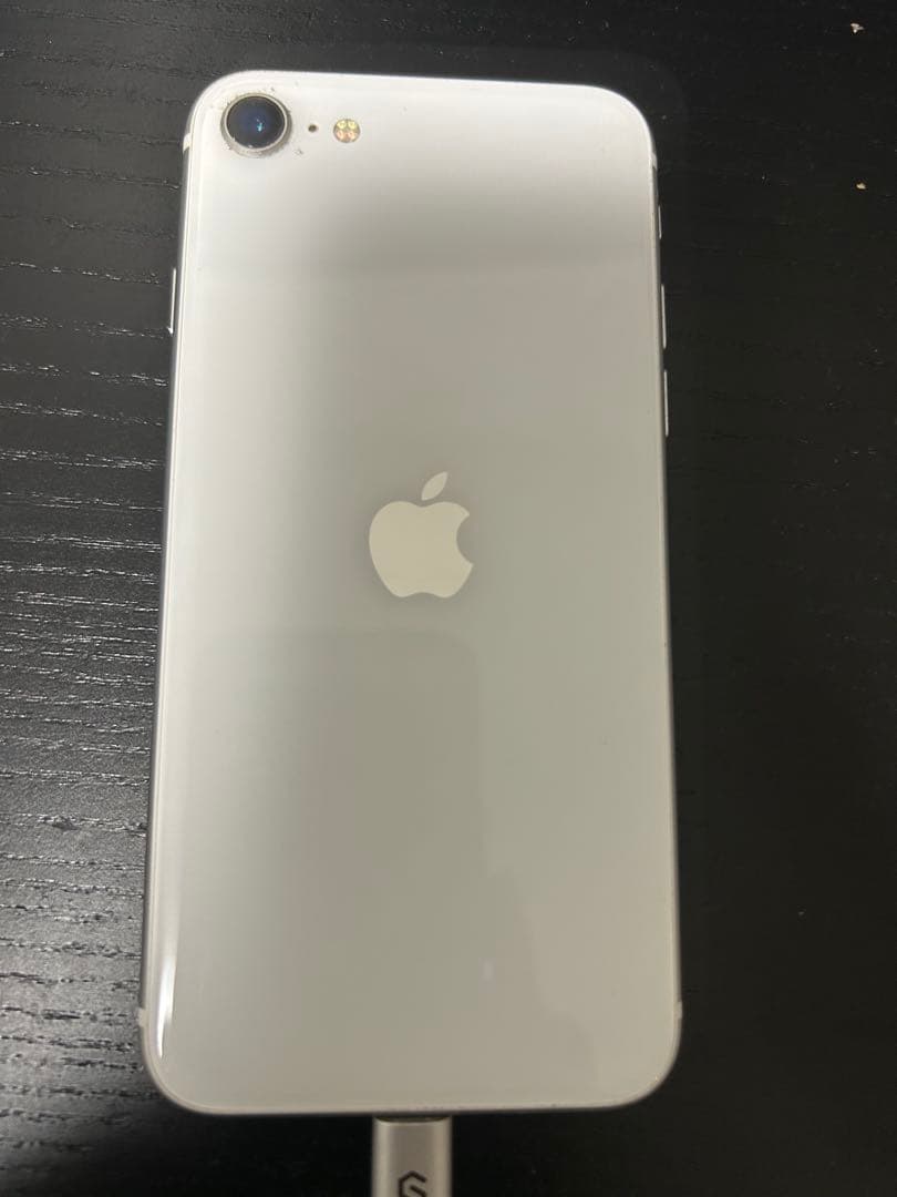 Apple iPhone SE 第２世代 SI 64GB ホワイト　ジャンク