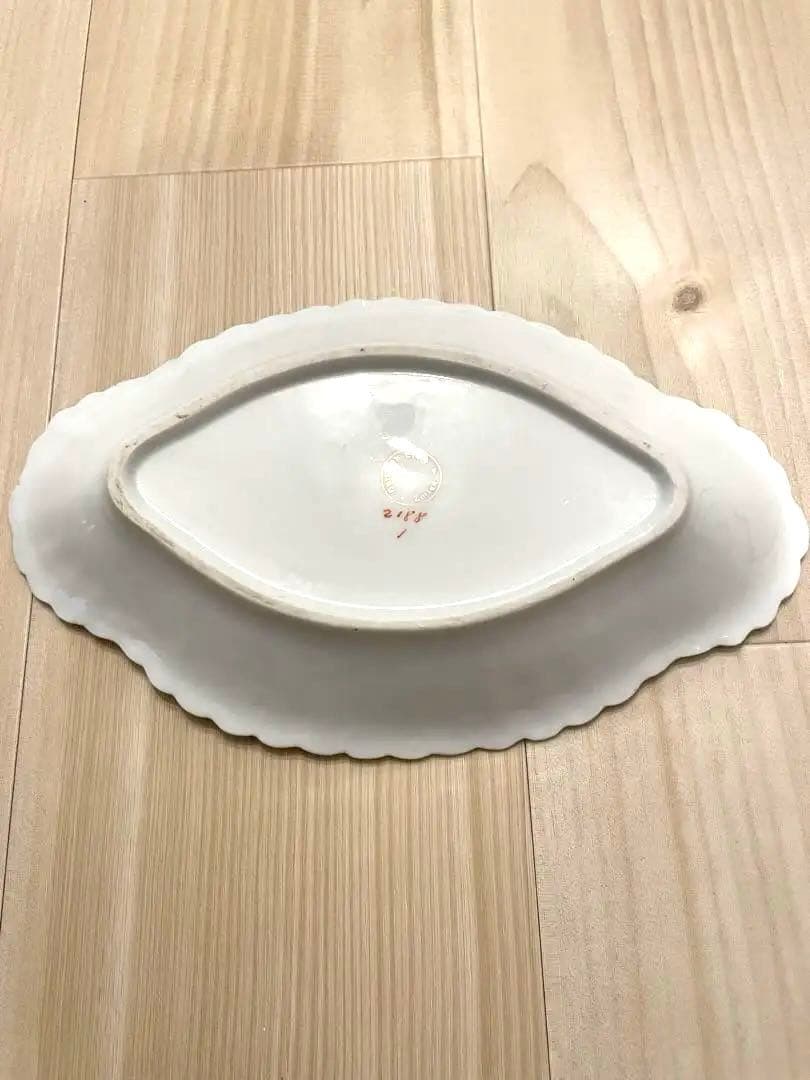 アンティーク食器　花柄装飾 陶磁器 4枚セット