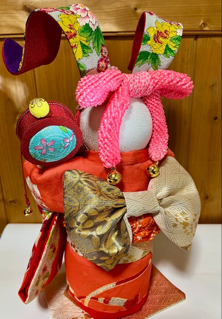 【㉒うさぎの創作人形】　耳長ウサギ　ちりめん細工　縮緬細工　和雑貨　うさぎの置物