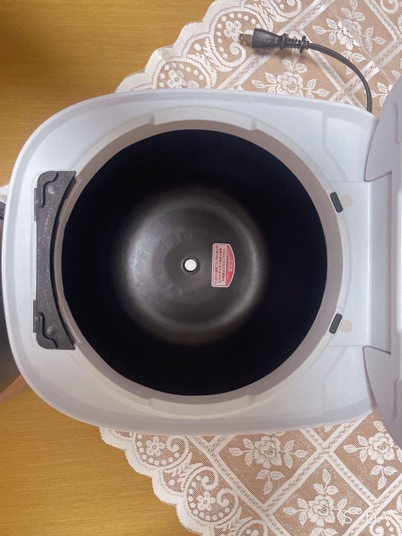 【美品】タイガー　圧力IH 炊飯器　 JPC-K10S 2019年製