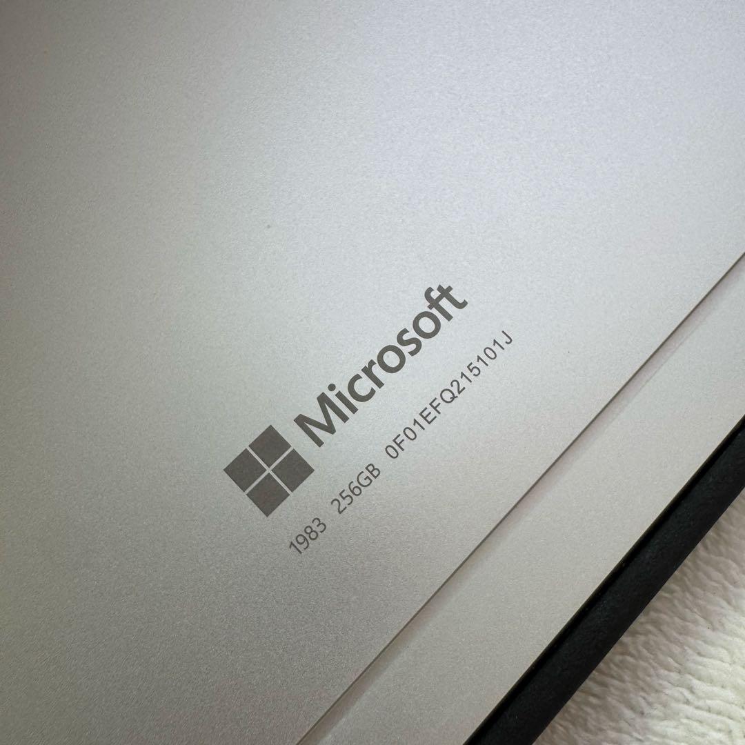 Windowsノート本体 Surfacepro8 256gb