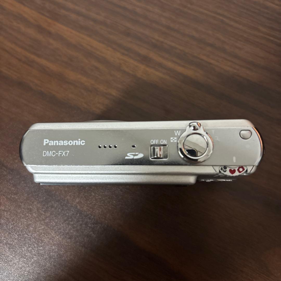 LUMIX コンパクトデジタルカメラ FX7