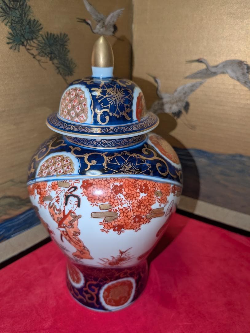 秀峰　染錦　飾り壺　沈香壺　共箱入　高さ31cm