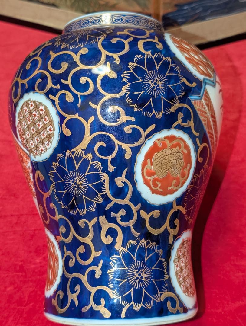 秀峰　染錦　飾り壺　沈香壺　共箱入　高さ31cm