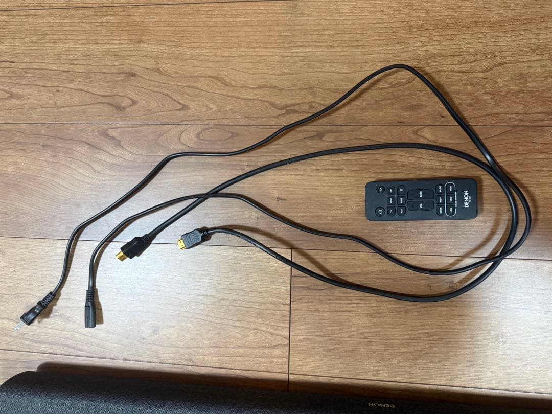 DENON デノン サウンドバー DHTS217K ４K対応　美品 2022年製