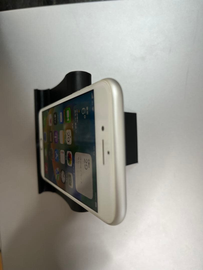 お*り様 Apple iPhone 8 (MQ792J/A) 64G SIMロッ