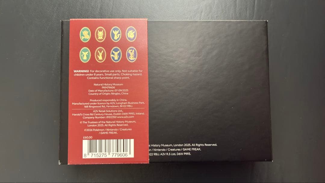 ポケモン　ロンドン自然史博物館　コラボ　ピンバッジ