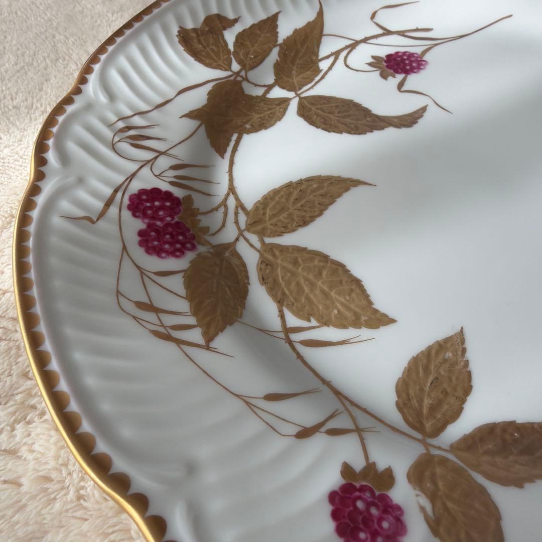 リチャードジノリサヴォイア家 森の果実デザートプレート