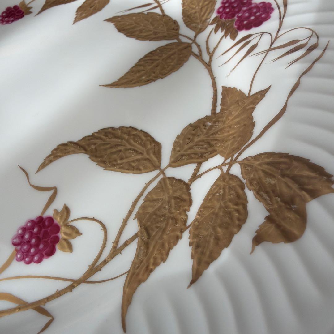 リチャードジノリサヴォイア家 森の果実デザートプレート