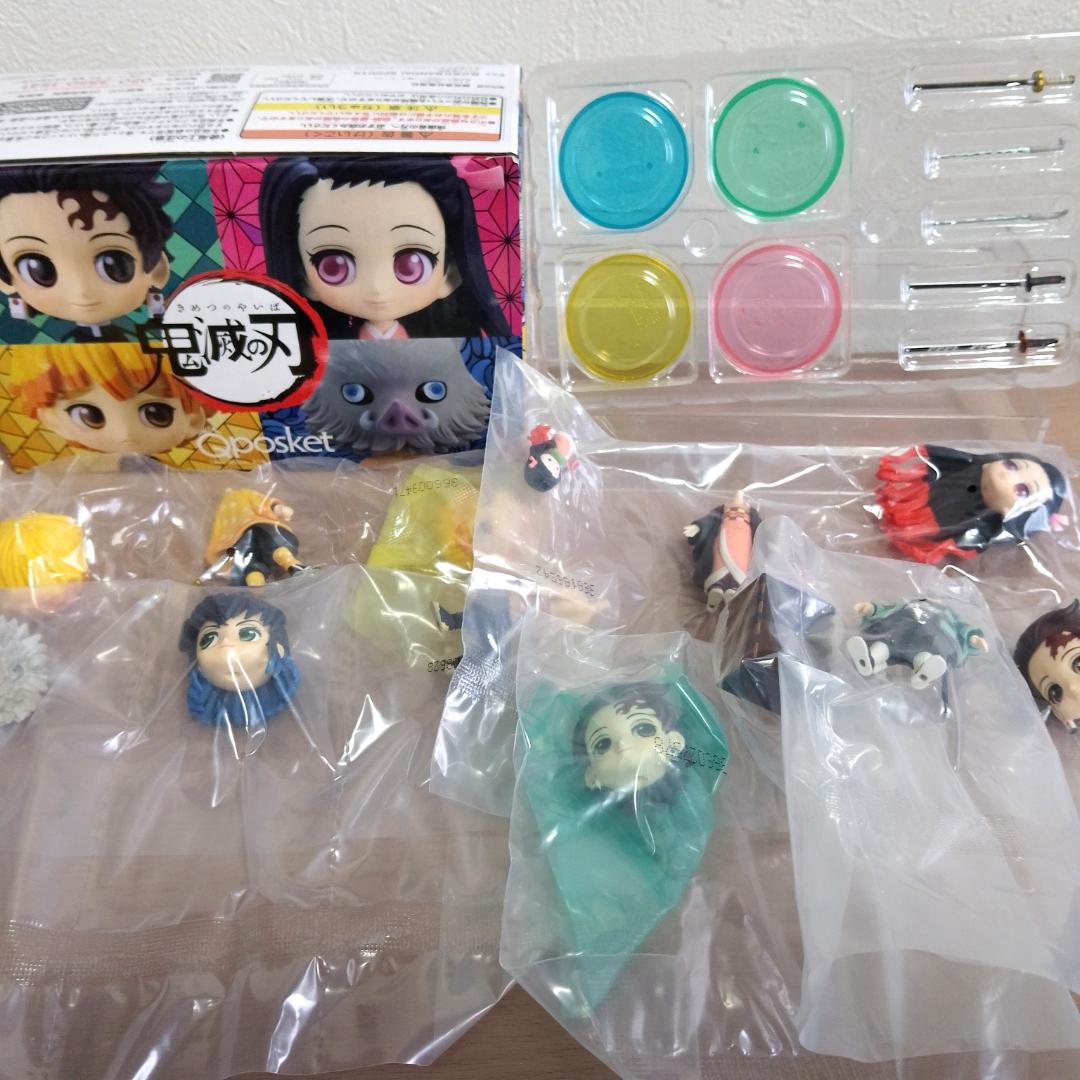 鬼滅の刃 まとめ売り　DX 日輪刀 我妻善逸　炭治郎　禰豆子　胡蝶しのぶ　雑貨