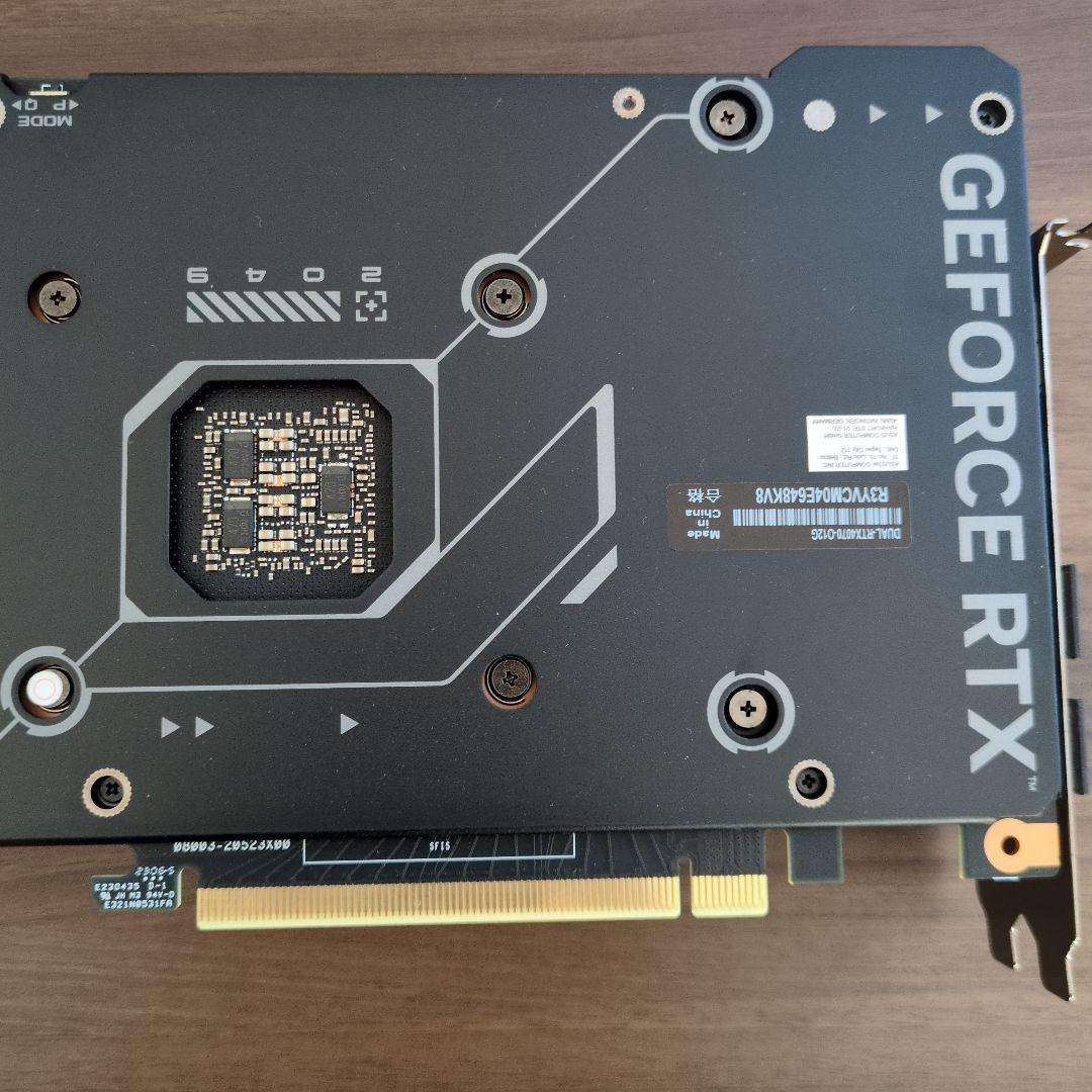 グラフィックボード・グラボ・ビデオカード asus geforce rtx4070 12GB dual OC