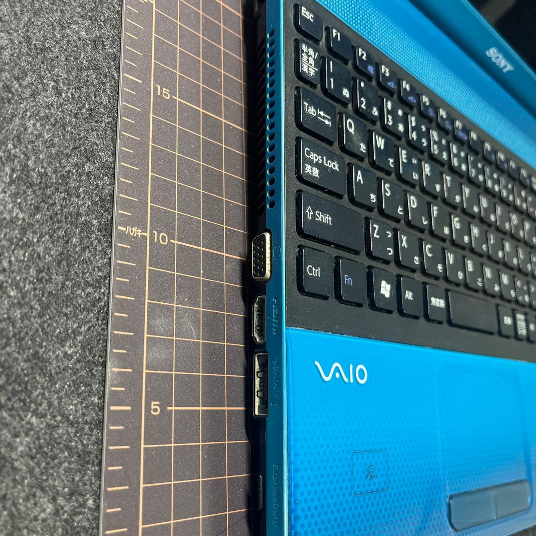 Sony VAIO ノートPC 青