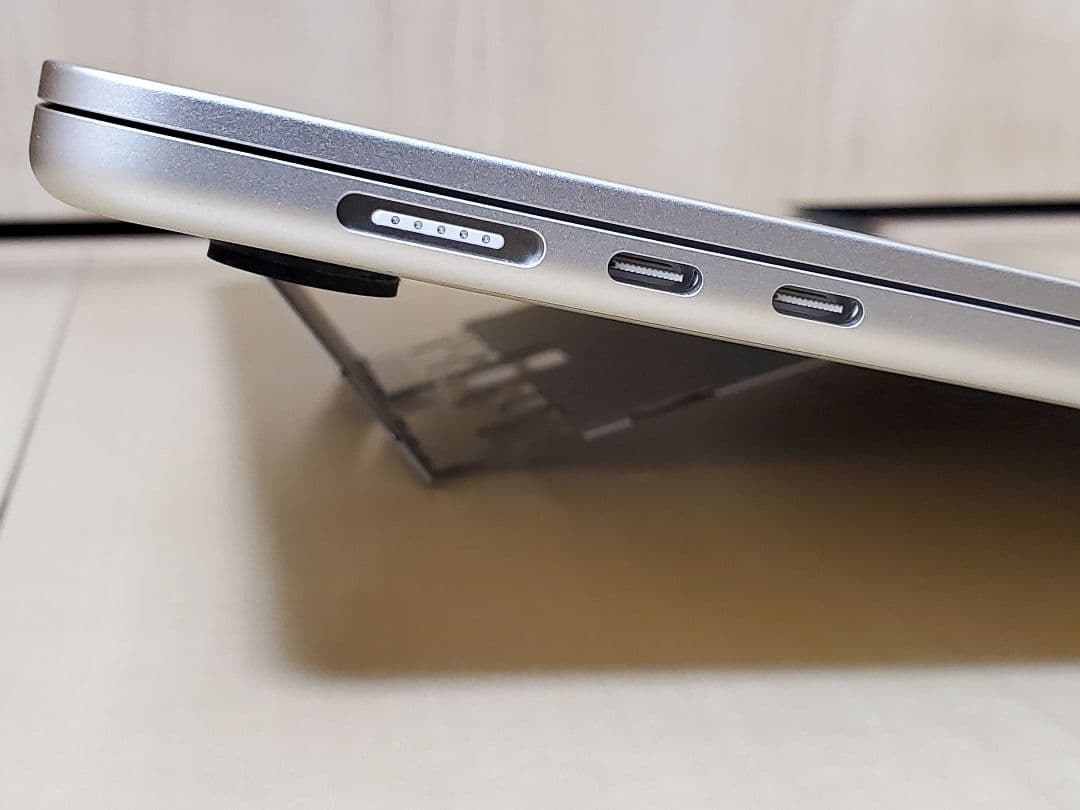 15インチ16GB512GBスターライトUSキーボードM3MacBookAir