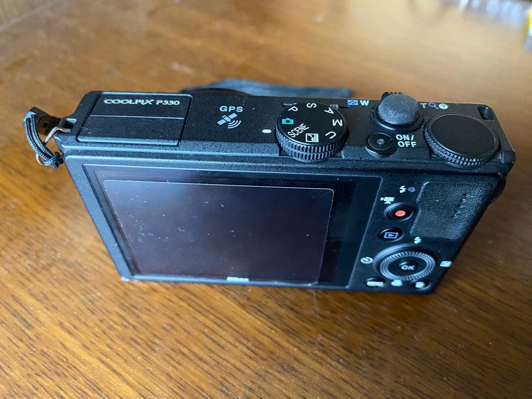 Nikon COOLPIX P330 デジタルカメラ ブラック