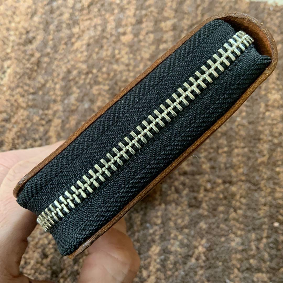 未使用 ラウンドジップウォレット ハンドメイド イタリアンレザー maine