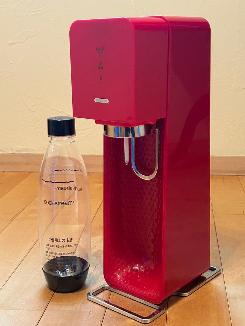 ソーダストリーム新品未使用SodaStream Source 炭酸水メーカー