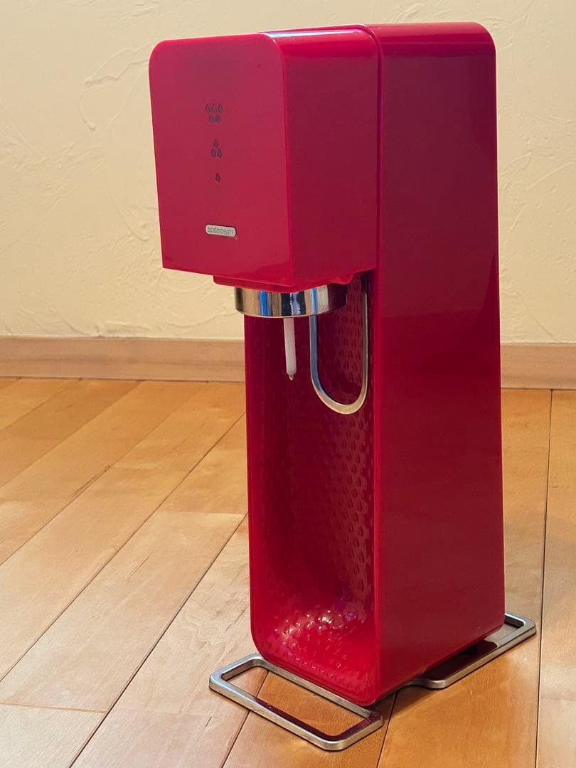 ソーダストリーム新品未使用SodaStream Source 炭酸水メーカー