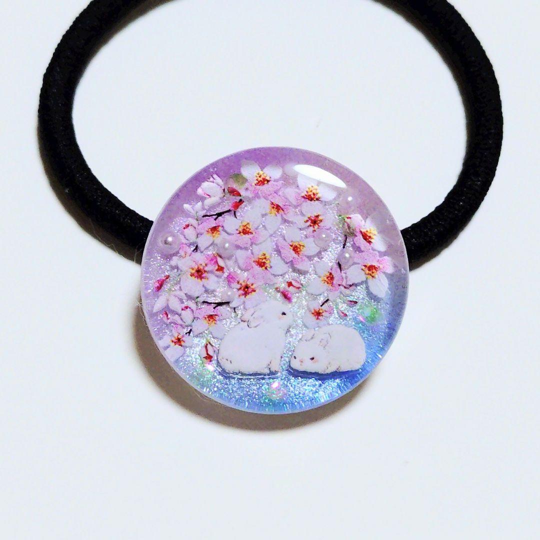 No.403　レジン ヘアゴム キーホルダー ピンバッジ 桜うさぎ