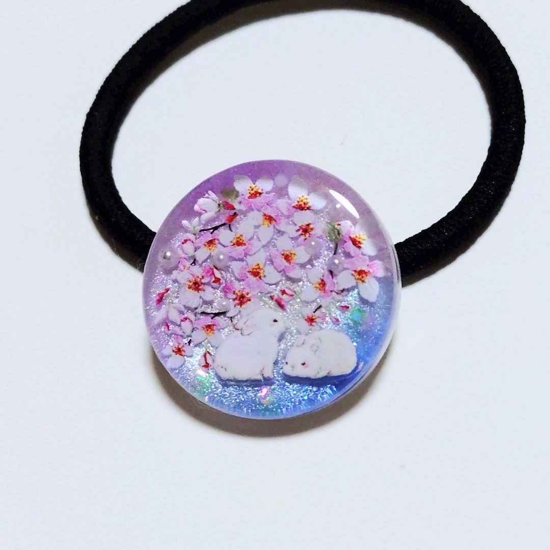 No.403　レジン ヘアゴム キーホルダー ピンバッジ 桜うさぎ