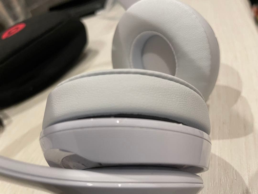 beats solo 3 wireless ホワイト