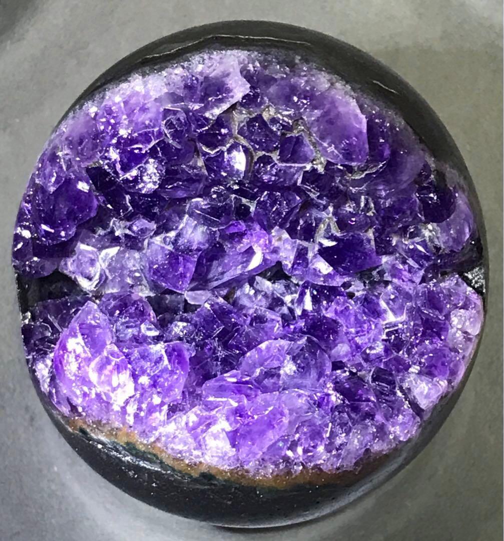 Sakura。　ウルグアイ産　アメジスト　笑口　ドーム　５７mm