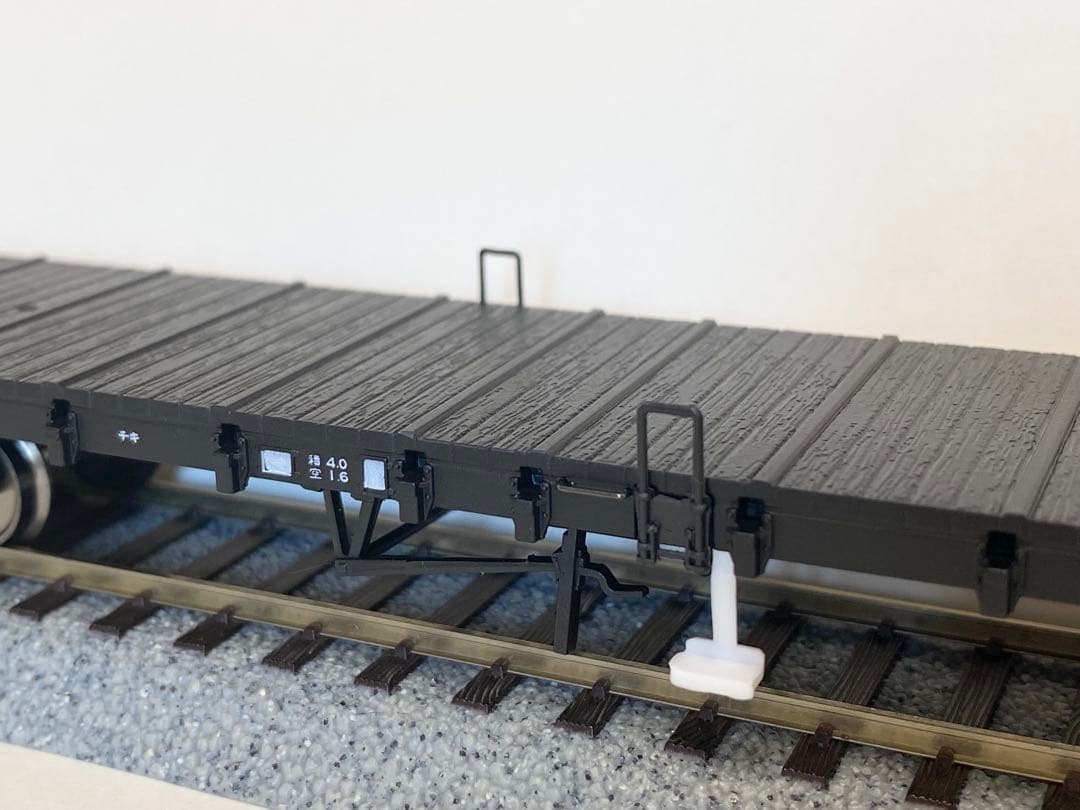 トラムウェイ 国鉄チキ7000 積荷:木材 HOゲージ 新品未使用品　1両