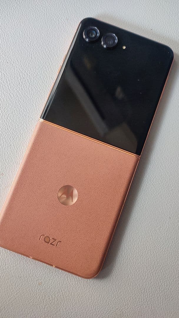 Motorola razr 60 pro アメリカ版