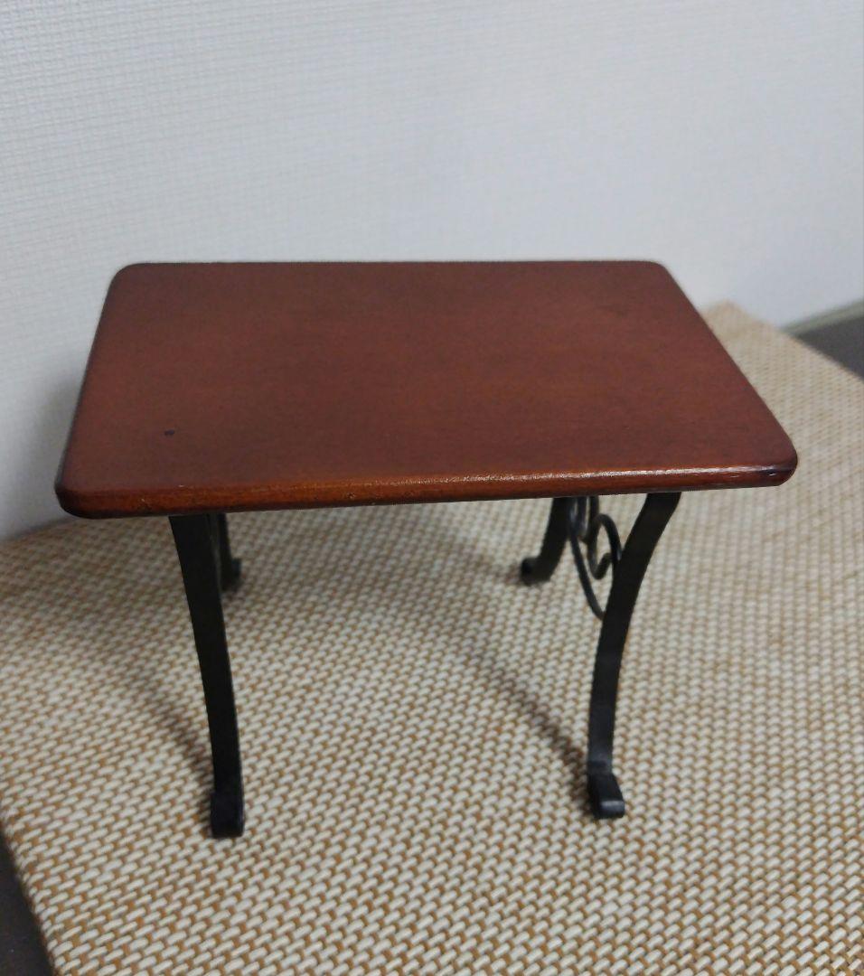 【ドール用】ガーデン風 アイアンチェア 2脚 & テーブルのセット