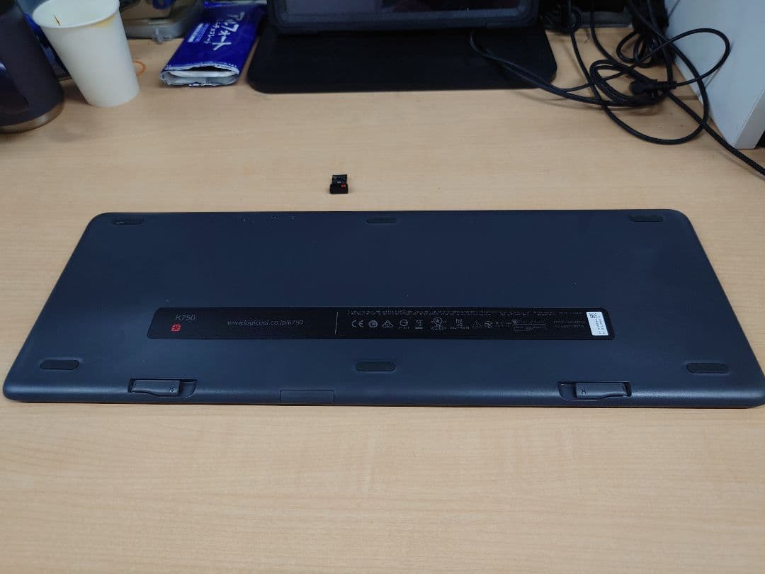 logicool ソーラーワイヤレスキーボード K750R