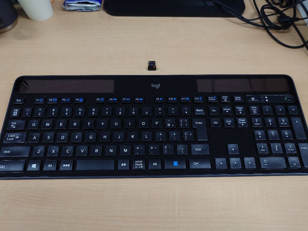 logicool ソーラーワイヤレスキーボード K750R