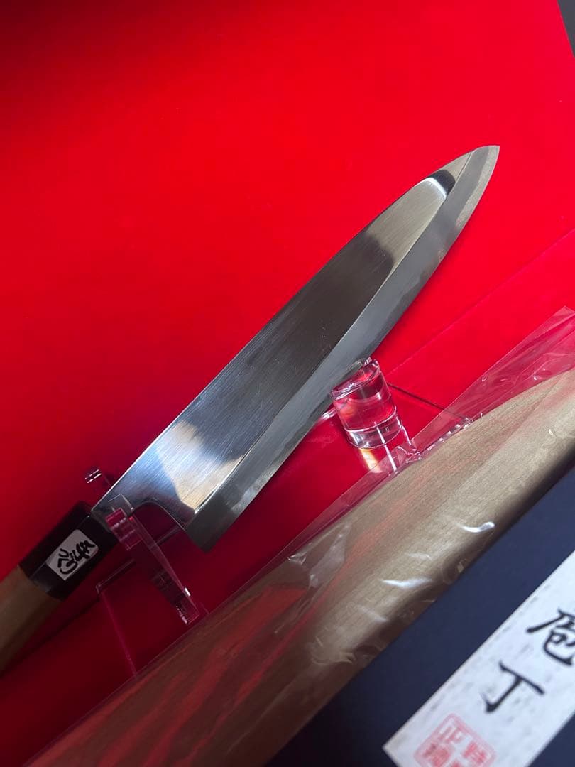 01250 包丁　鍔屋　出雲玉鋼　身卸　霞　鏡面仕上げ　鞘付　元箱付　未使用品