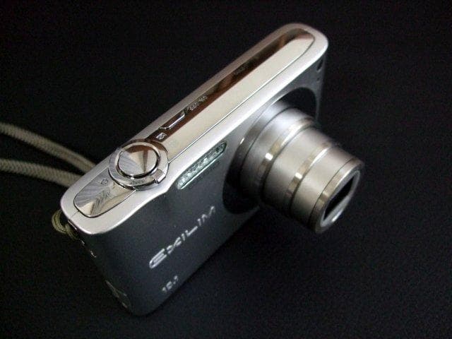 【美品】EXILIM ZOOM EX-Z100