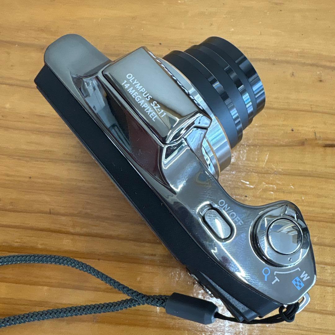 オリンパス　コンパクトデジカメ　20倍ズーム　SZ-11