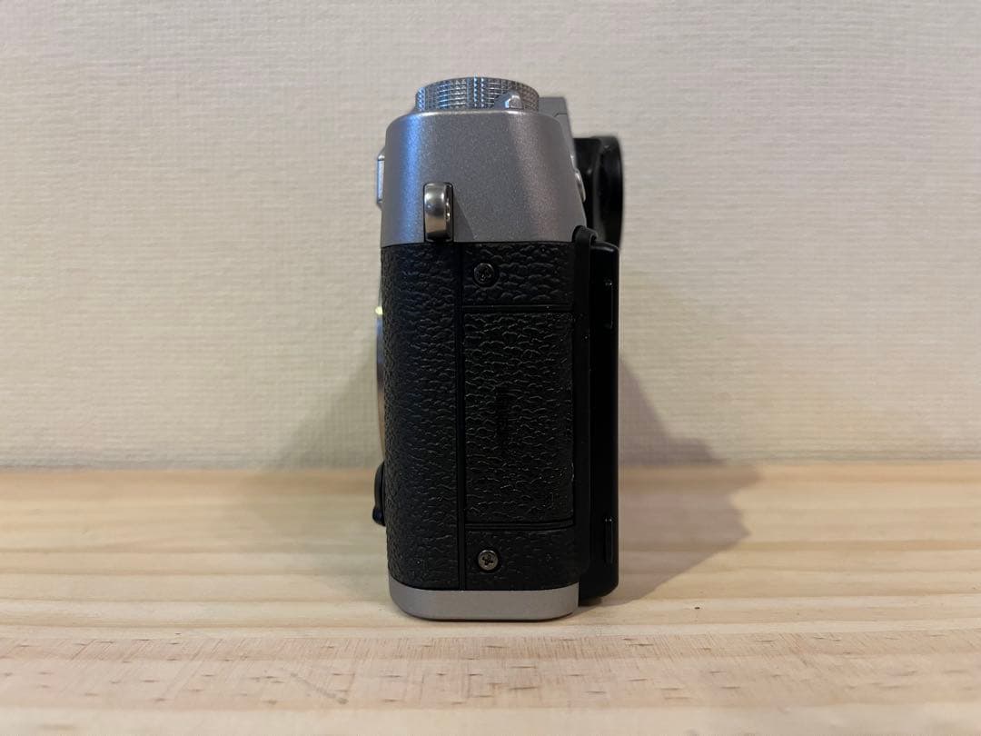 元箱 美品 完動品 FUJIFILM X-T20 ボディ シルバー #26037
