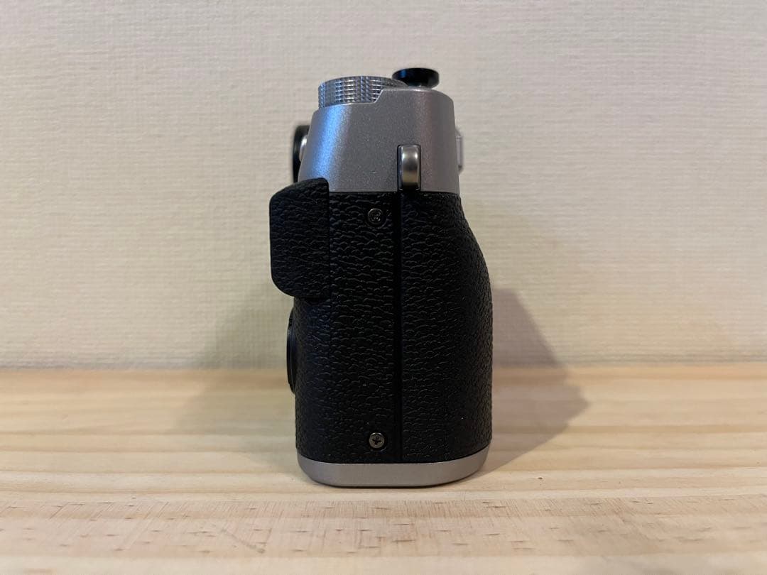 元箱 美品 完動品 FUJIFILM X-T20 ボディ シルバー #26037