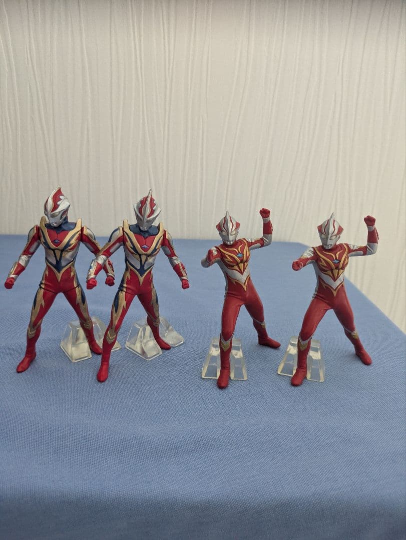 ウルトラマンガチャポン色々　１１体