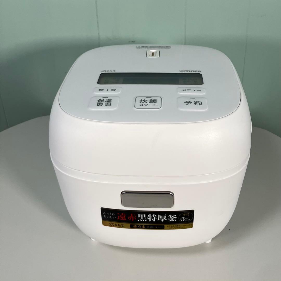 【2024年製】タイガーマイコンジャー炊飯器 3号 ホワイト JBS-A055