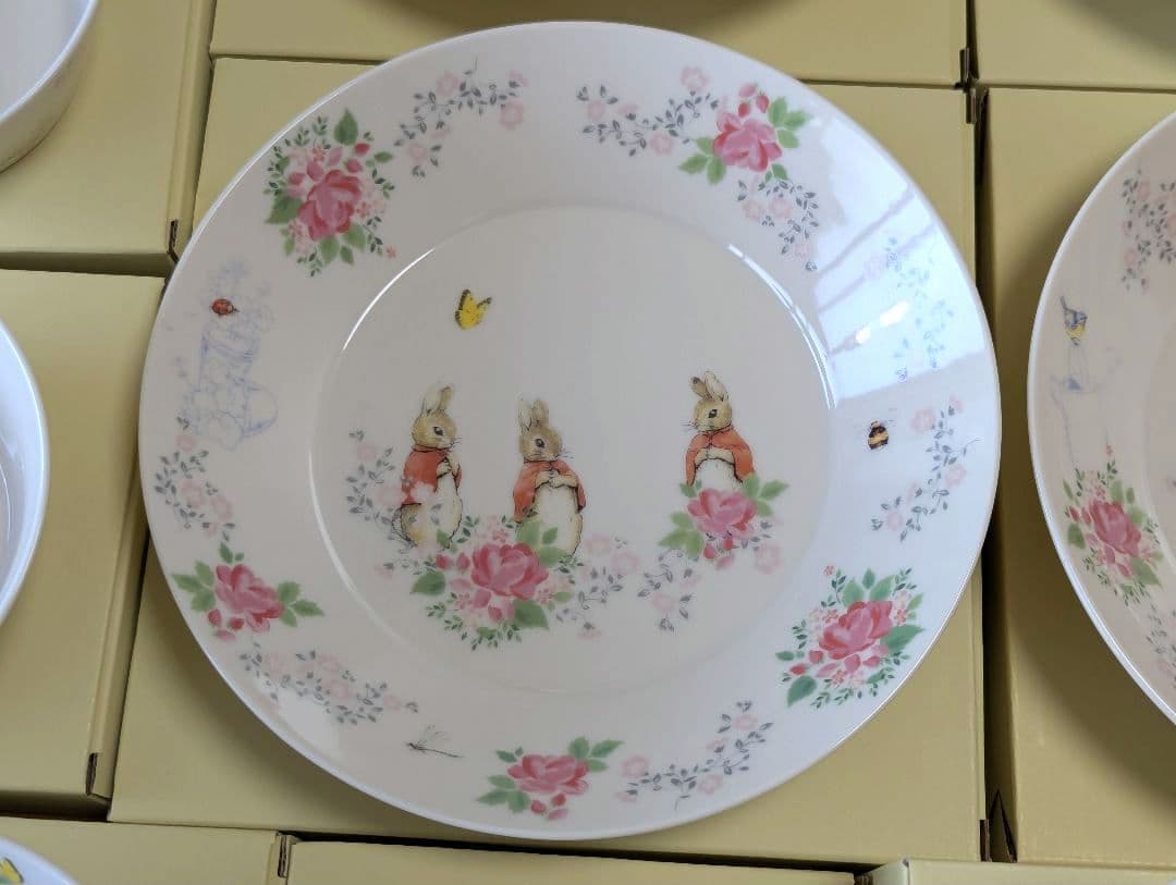 ★ワンコ★ ピーターラビット 食器14点セット