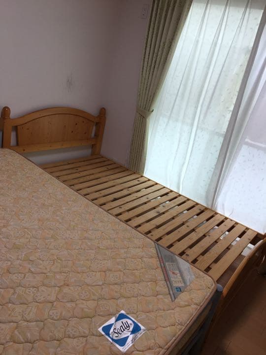 セミダブルベッド2個