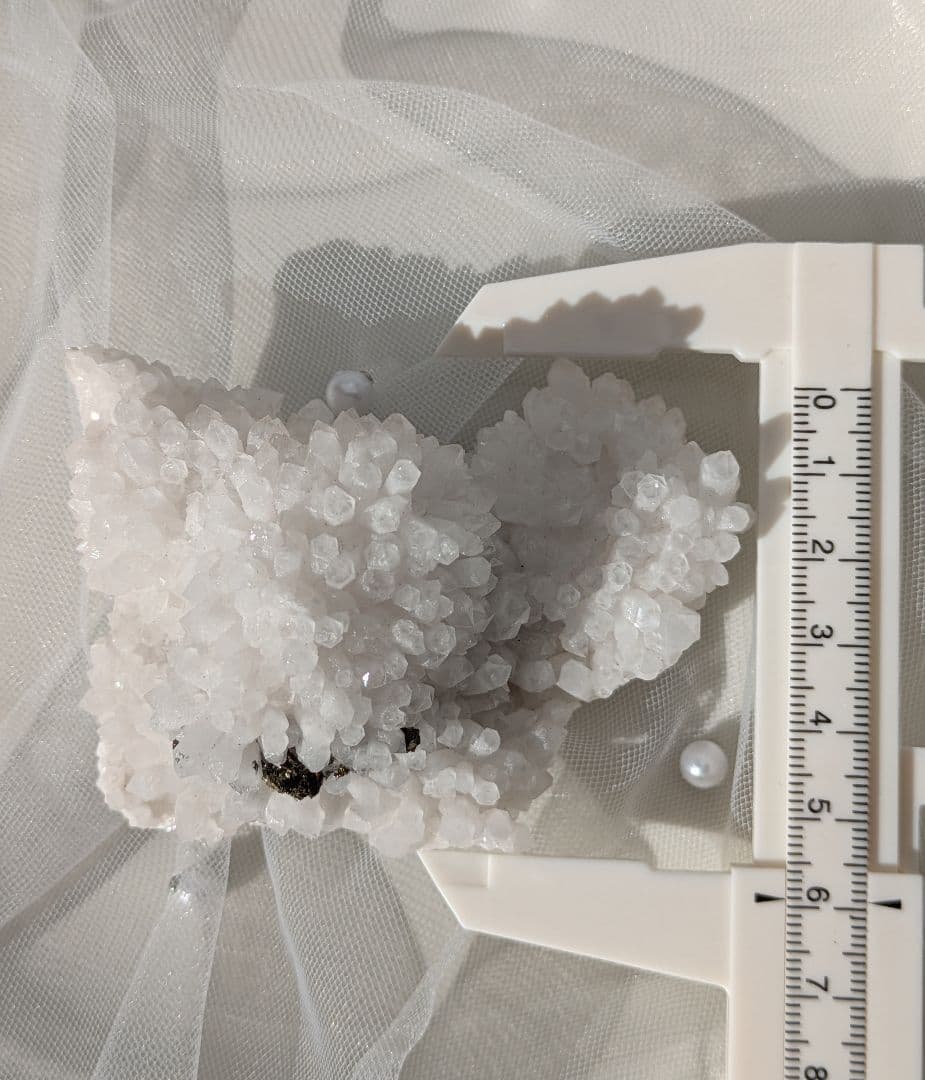 ♡ヤオガンシャン　瑶崗仙鉱山　産♡　水晶　パイライト板状共生　天然石　花