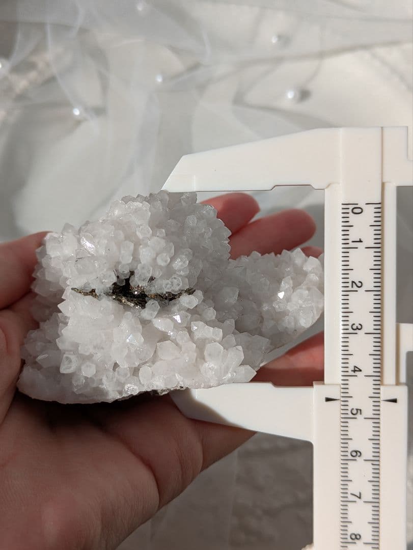 ♡ヤオガンシャン　瑶崗仙鉱山　産♡　水晶　パイライト板状共生　天然石　花