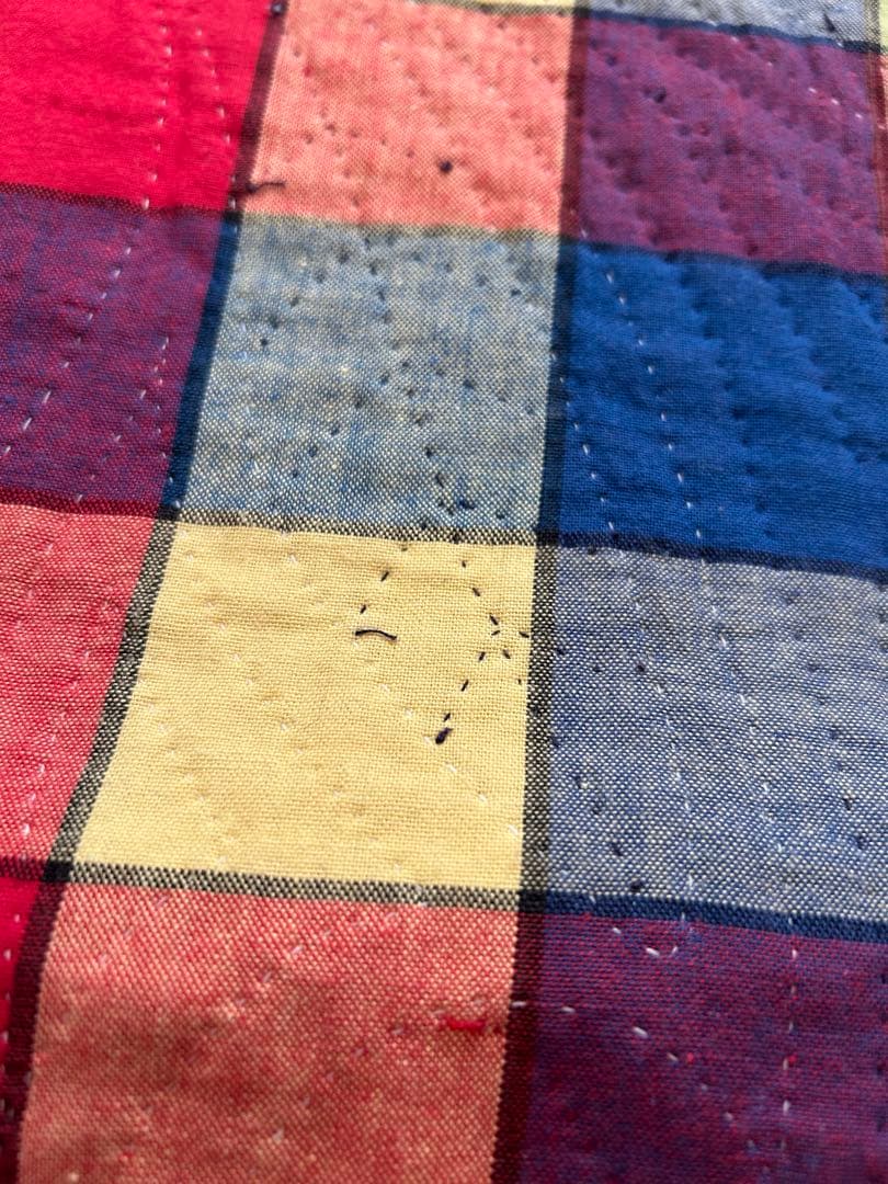 ハワイアンキルトベッドカバー　アンセリウムむら染め　シングルベッド用ハンドメイド