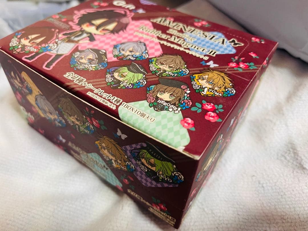 AMNESIA GIFT トレーディングラバーマグネットBOX