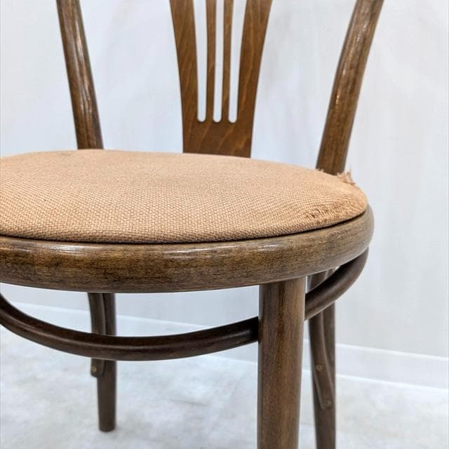 ポーランドベントウッドダイニングチェア（フランスベッド）①