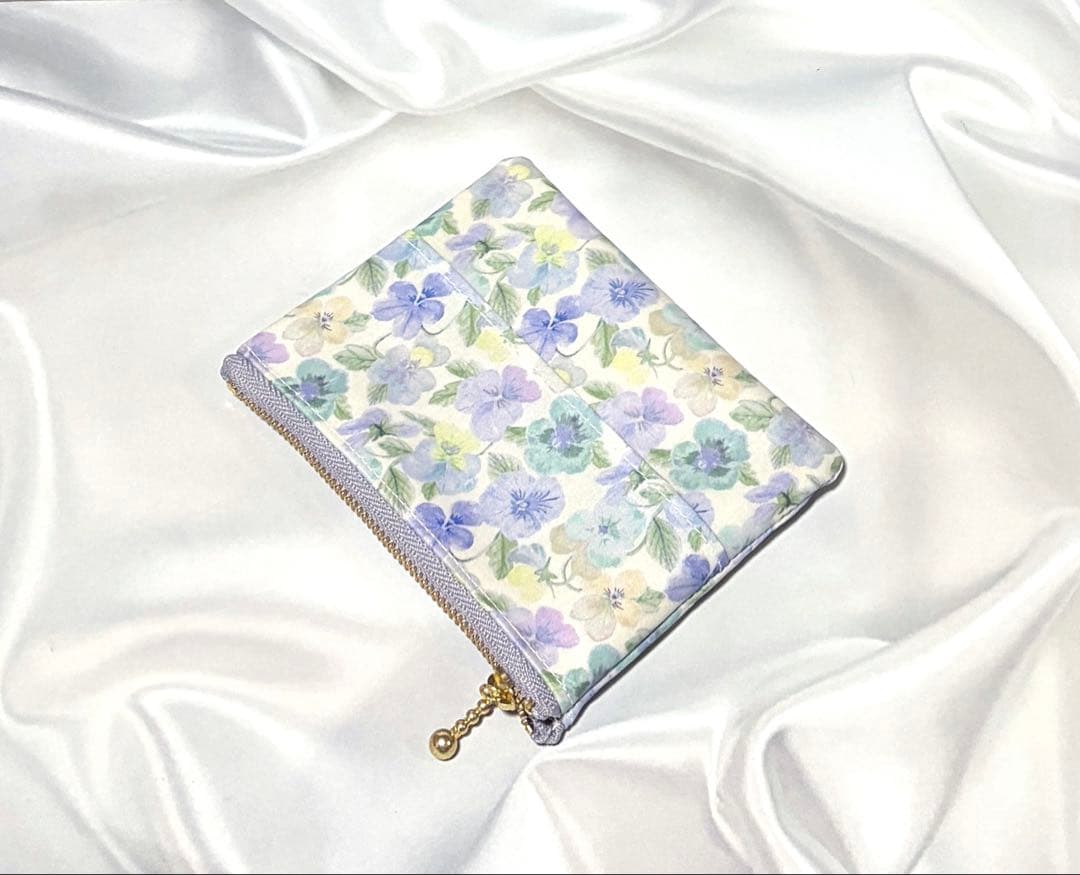 ☆お取り置き☆ ポーチ付きティッシュケース＊リバティラミネート