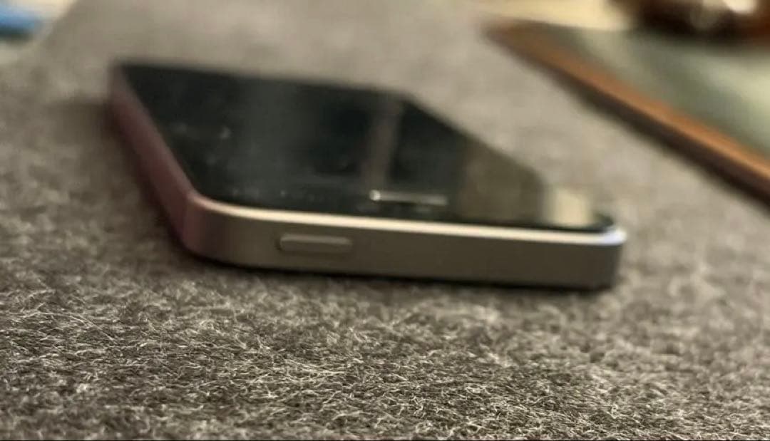 動作品 iPhone SE1 SE 第1世代 グレイ 16GB
