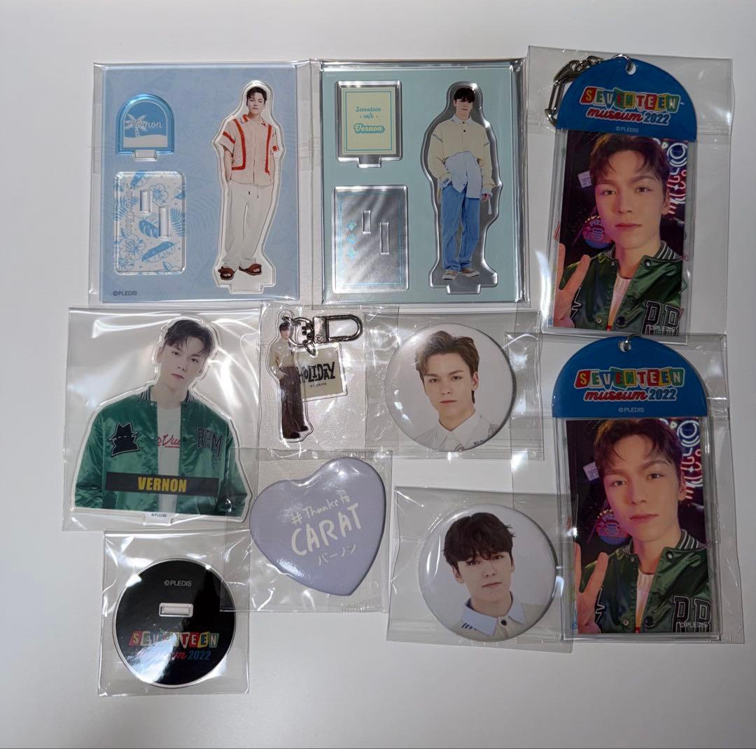 d*3様 SEVENTEEN公式グッズ 約50点　まとめ売り