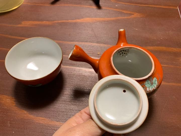 九谷焼 珊瑚紅釉 茶壺 直須 茶碗